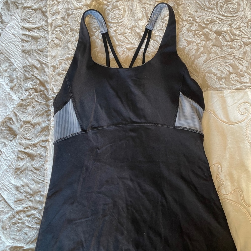 Brand New Athleta tank top with built in bra